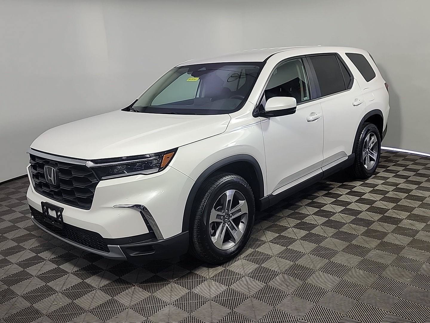 Certified 2025 Honda Pilot EX-L image 10