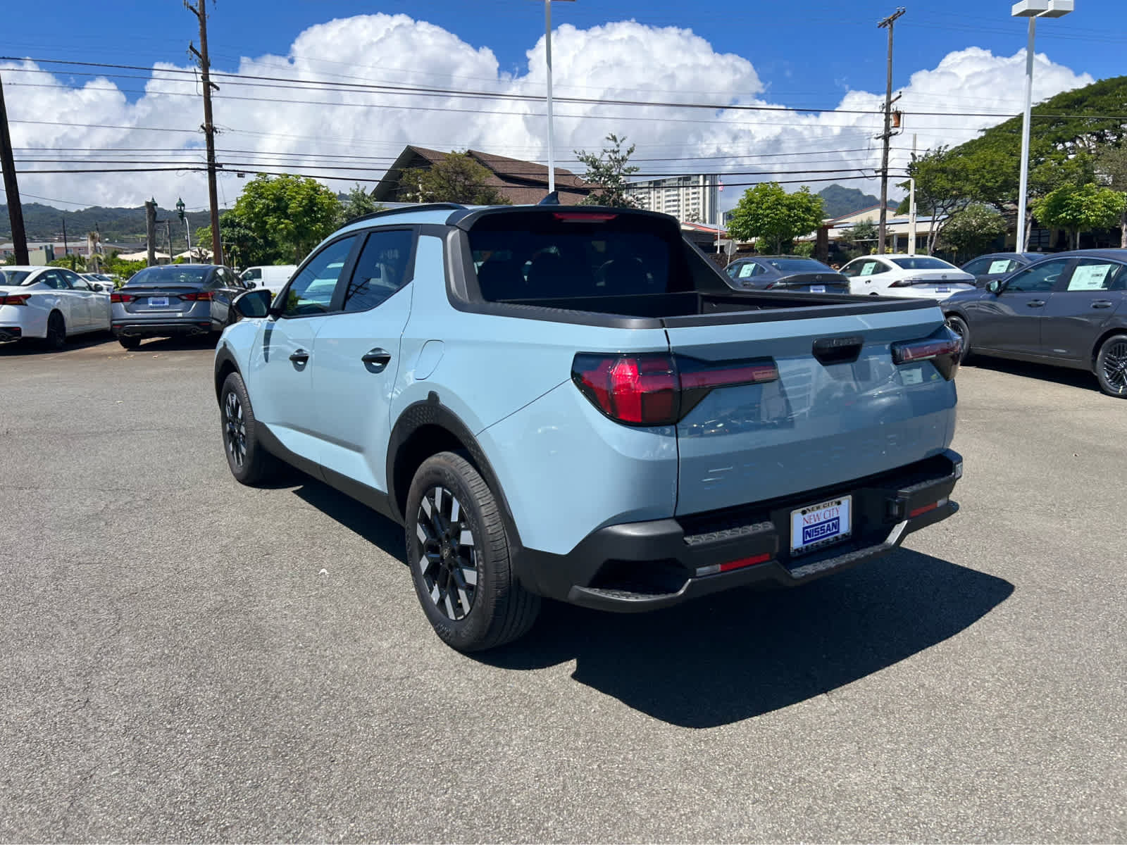 Used 2025 Hyundai Santa Cruz SEL FWD image 4