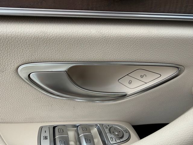 Used 2019 Mercedes-Benz E 300 w/ Premium 1 Package image 53