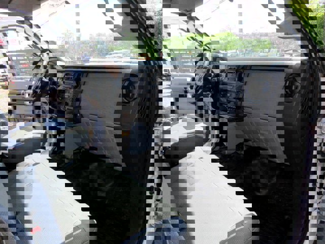 Used 2019 Ford F750 2WD Crew Cab Super Duty image 13