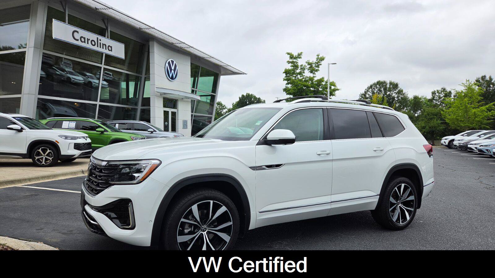 Used 2024 Volkswagen Atlas SEL Premium R-Line