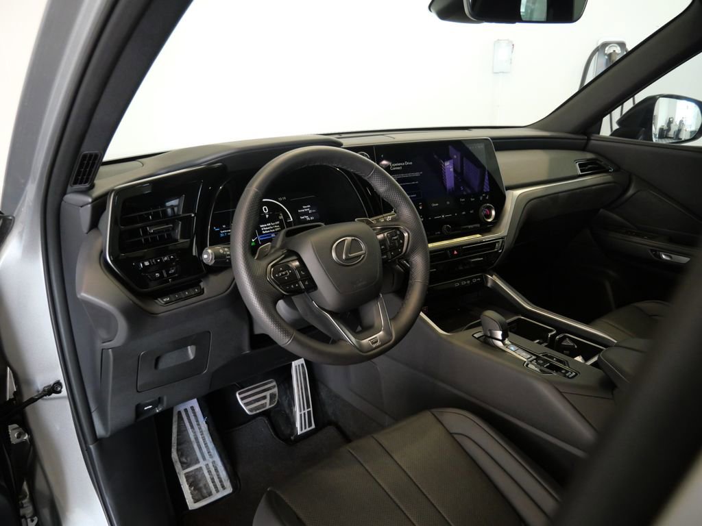 Certified 2025 Lexus TX 500h AWD w/ Technology Package image 13