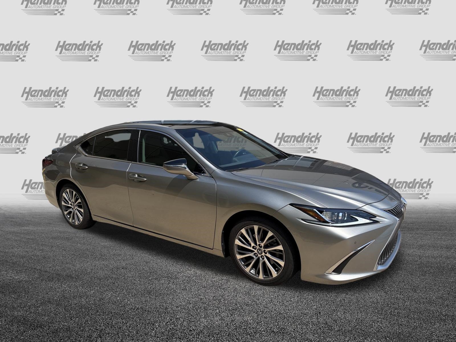 Certified 2021 Lexus ES 350 w/ Premium Package FWD image 2