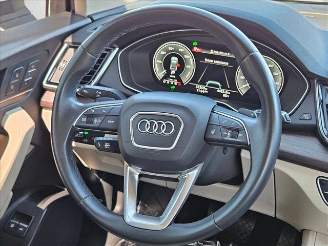 Used 2021 Audi Q5 e Premium w/ Convenience Package image 11