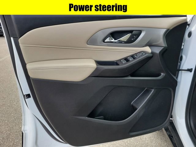 Used 2022 Chevrolet Traverse LS image 20