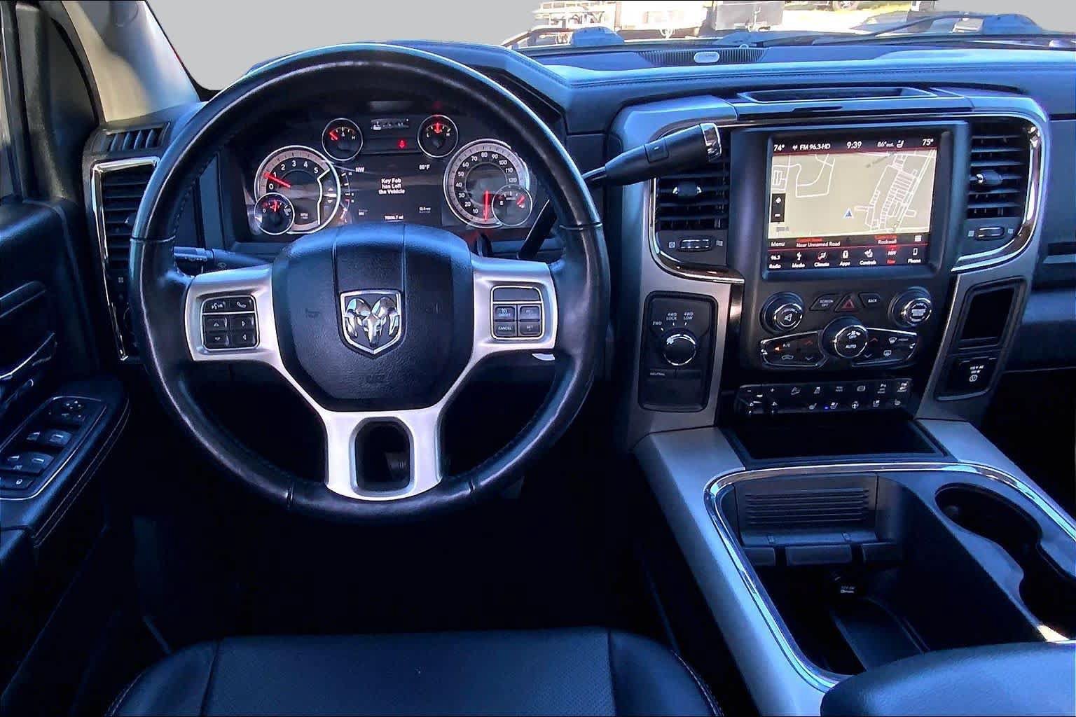 Used 2018 RAM 2500 Laramie w/ Sport Appearance Group AWD/4WD image 6