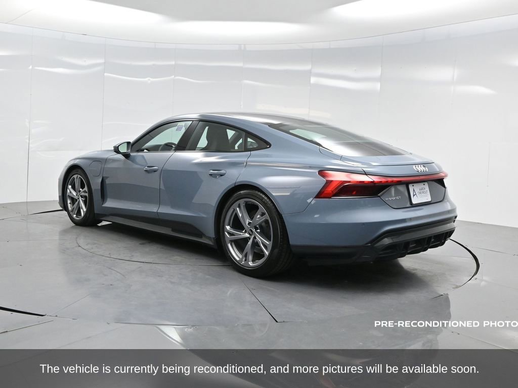 Used 2022 Audi e-tron GT Premium Plus image 5