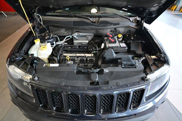 Used 2015 Jeep Compass Sport w/ Power Value Group FWD image 38