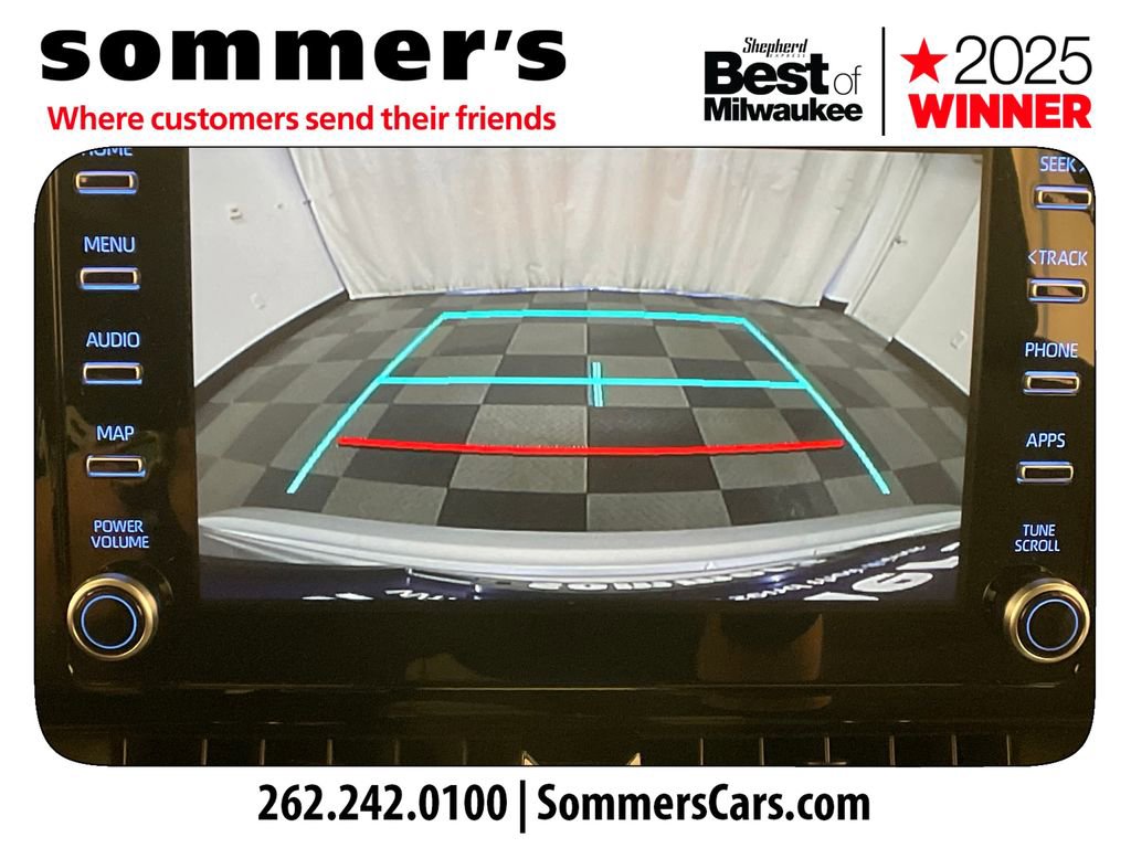 Used 2020 Toyota Corolla LE image 17