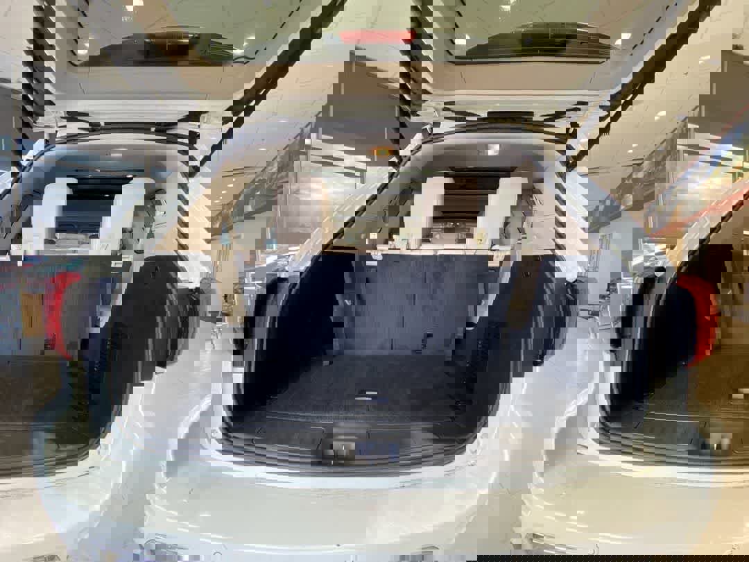 Used 2019 Nissan Pathfinder SL w/ SL Premium Package image 28