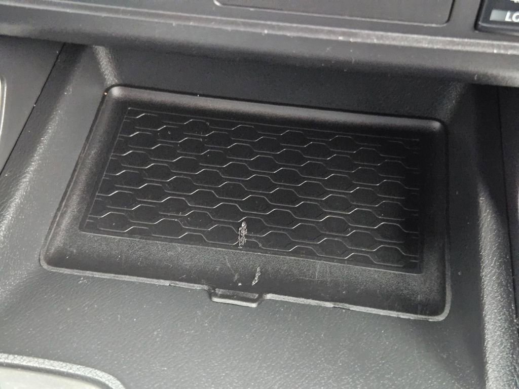 Used 2024 Nissan Frontier SV w/ SV Convenience Package image 26