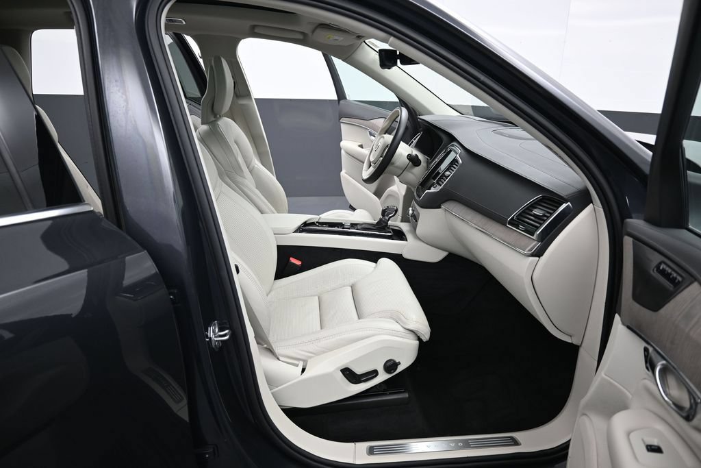 Used 2021 Volvo XC90 T6 Inscription w/ Advanced Package AWD/4WD image 37