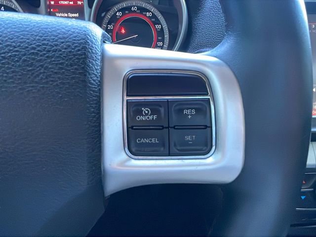 Used 2014 Dodge Journey SXT w/ Flexible Seating Group image 25