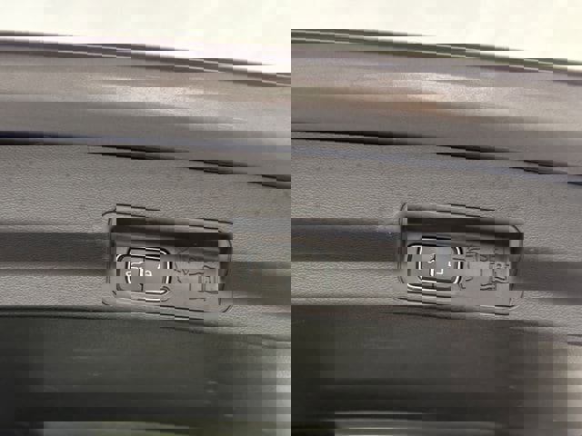 Used 2021 Ford Explorer XLT w/ Equipment Group 202A image 17