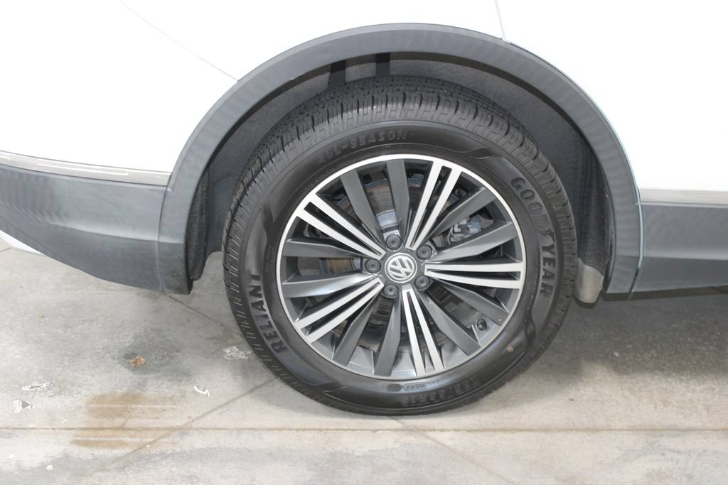 Used 2019 Volkswagen Tiguan SEL FWD image 51