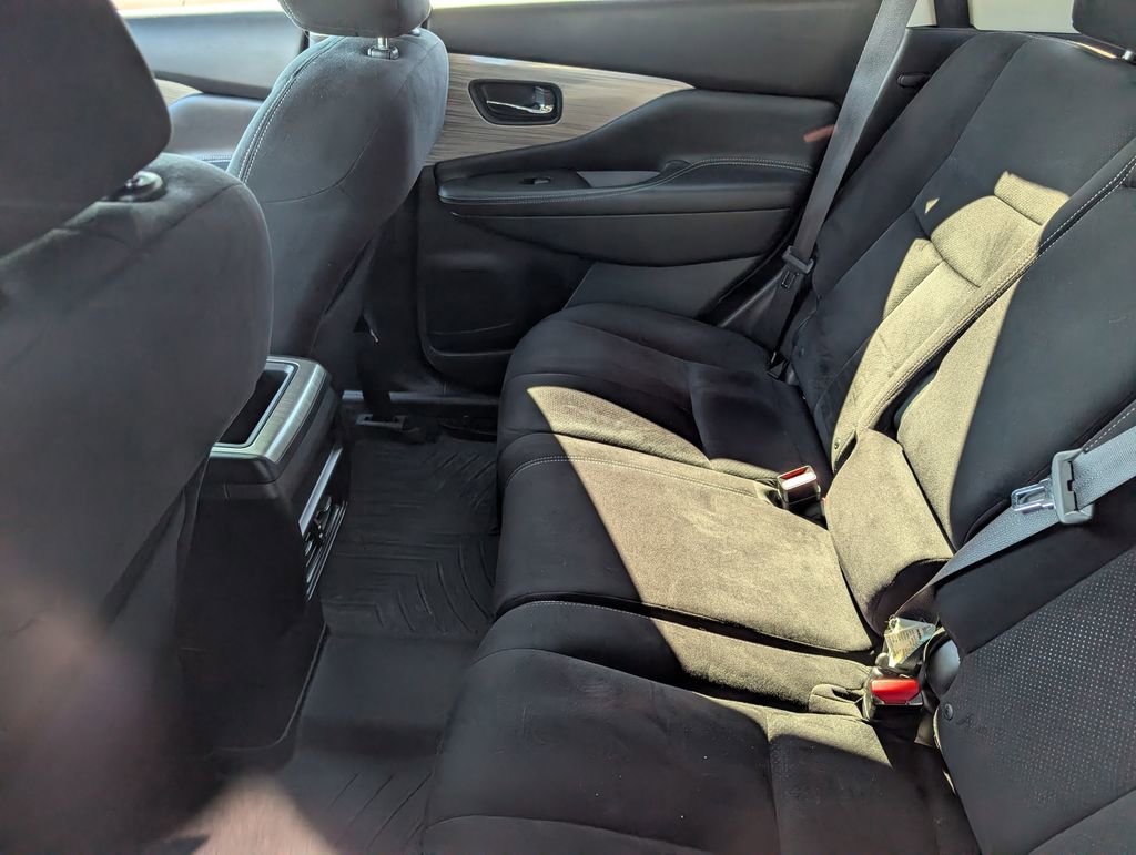 Used 2016 Nissan Murano S image 8