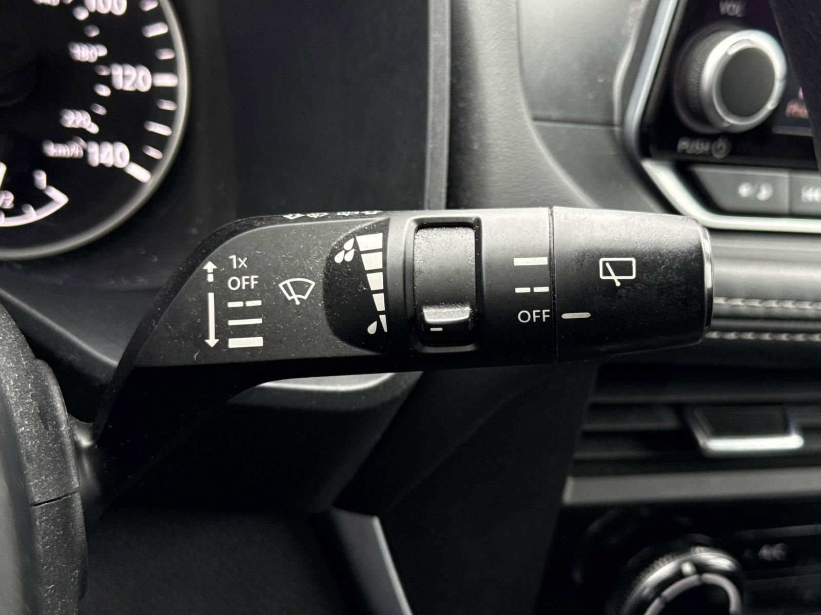 Used 2023 Nissan Rogue S image 17