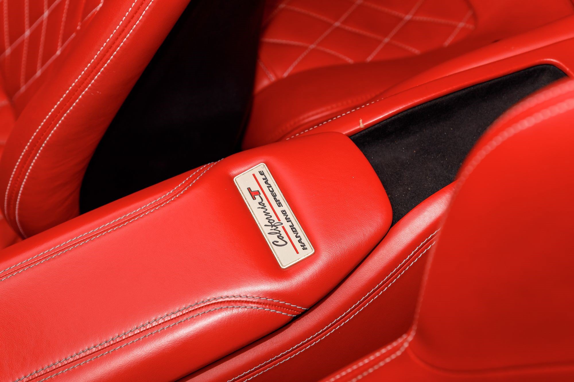 Used 2017 Ferrari California T RWD image 30