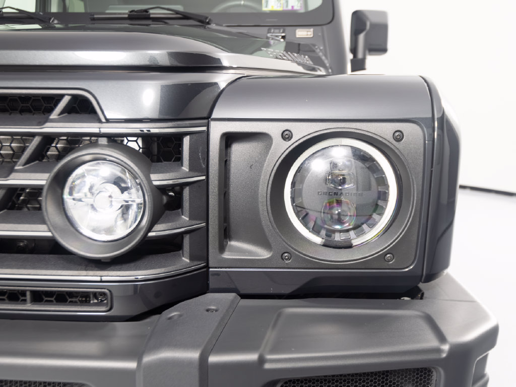 New 2025 INEOS Grenadier Fieldmaster Edition AWD/4WD image 35
