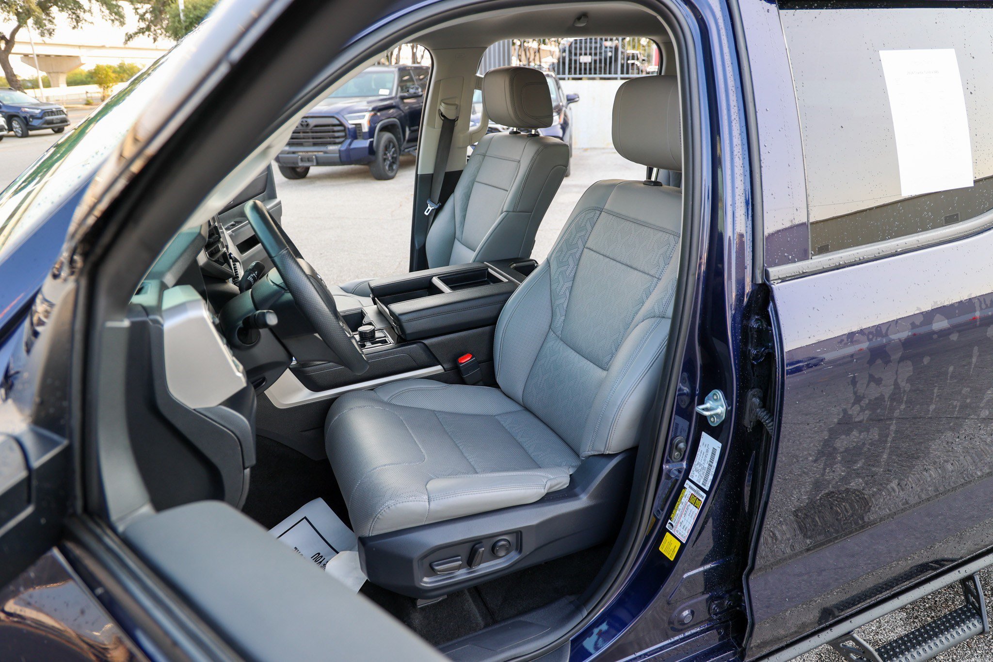 Used 2024 Toyota Tundra SR5 w/ SR5 Premium Package AWD/4WD image 34