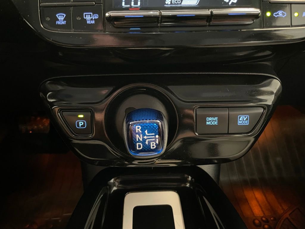 Used 2016 Toyota Prius Three image 22