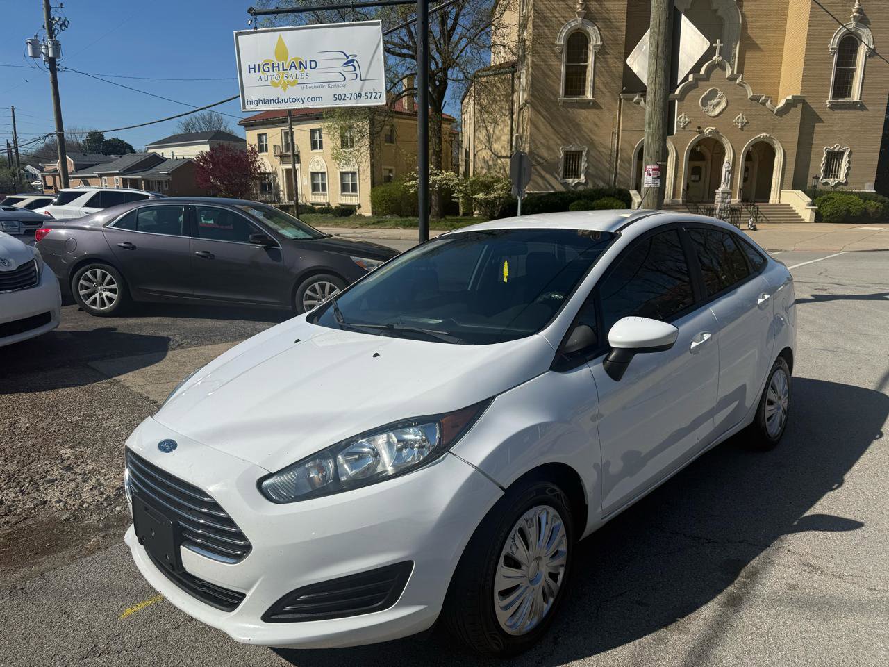 Used 2014 Ford Fiesta S FWD image 1