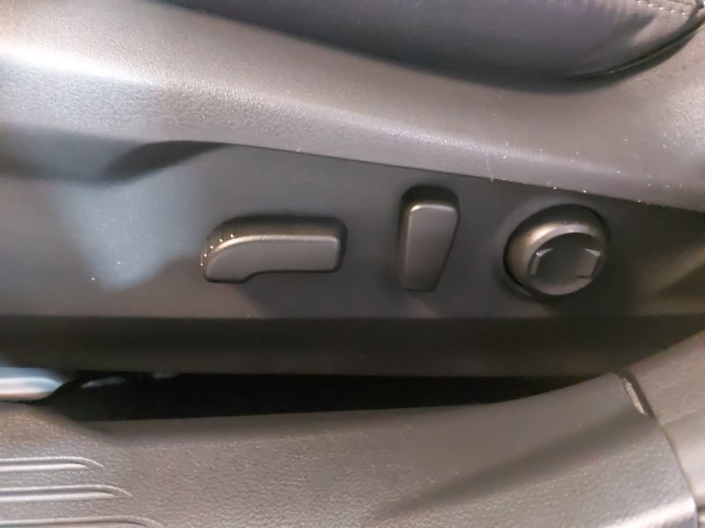 Used 2024 Subaru Outback Premium AWD/4WD image 30