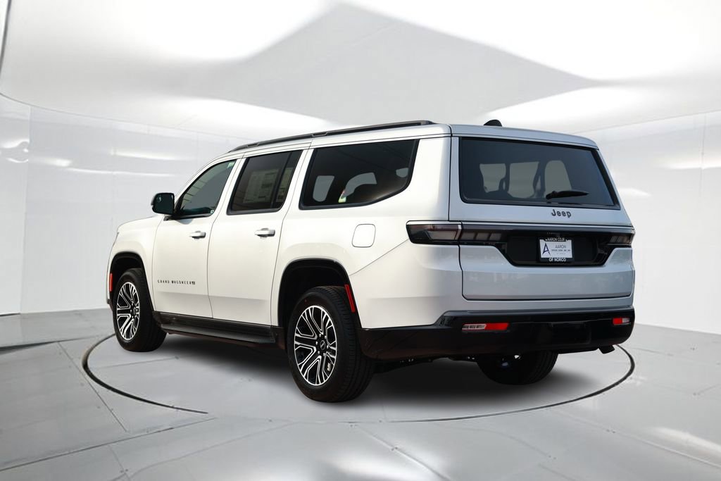 New 2026 Jeep Grand Wagoneer L 2WD w/ 8-Passenger Seating Package image 2