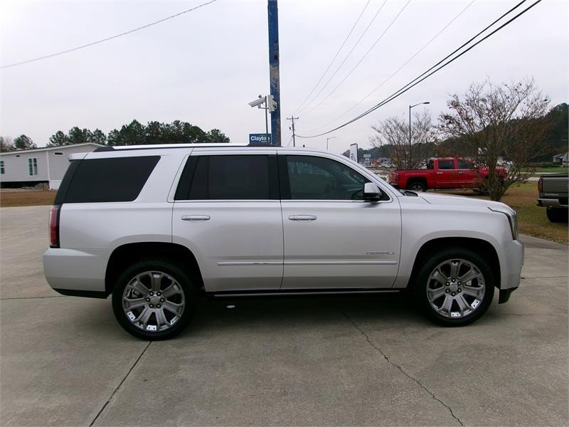 Used 2017 GMC Yukon Denali image 7