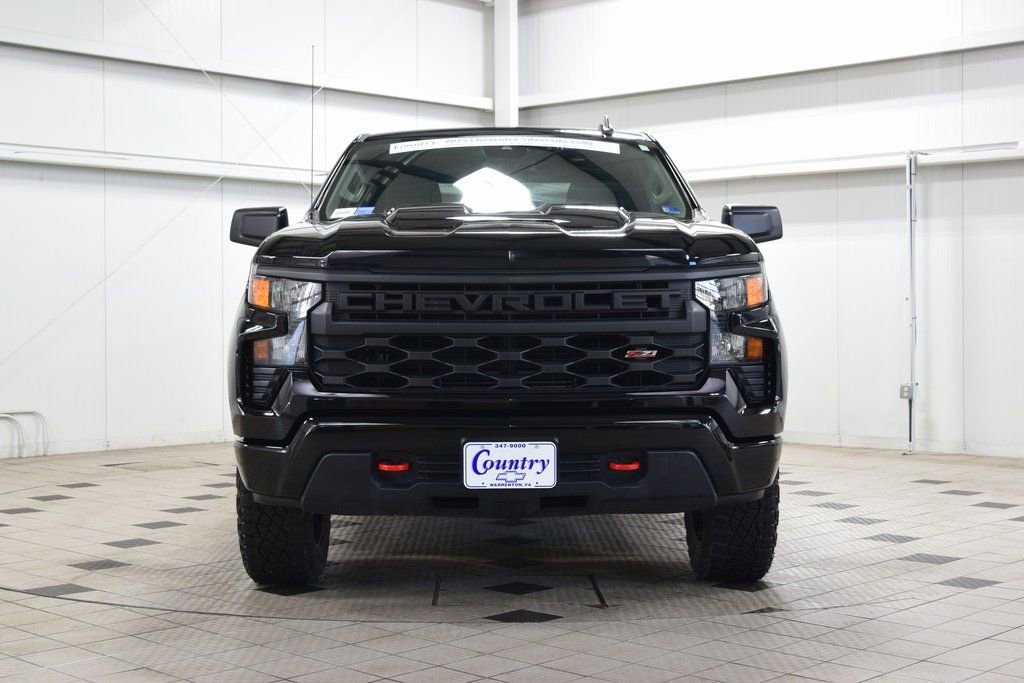 Used 2025 Chevrolet Silverado 1500 Custom Trail Boss image 2