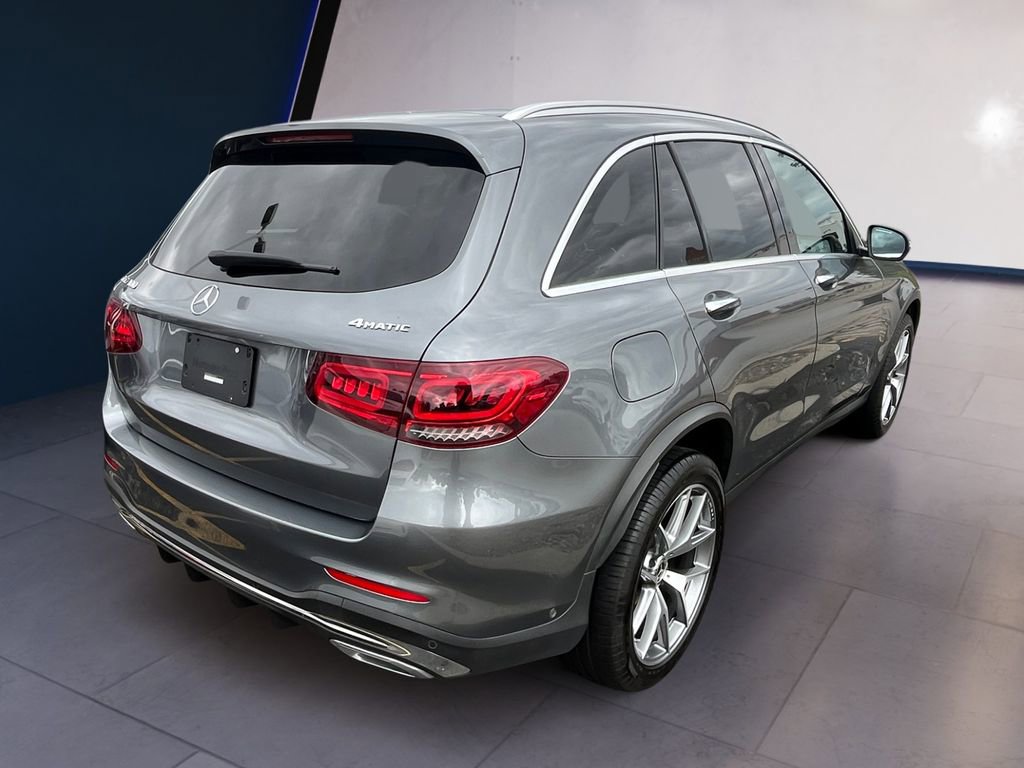 Used 2022 Mercedes-Benz GLC 300 4MATIC image 5