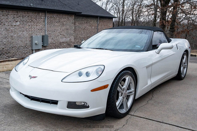 Used 2010 Chevrolet Corvette Convertible w/ Preferred Equipment Group image 19