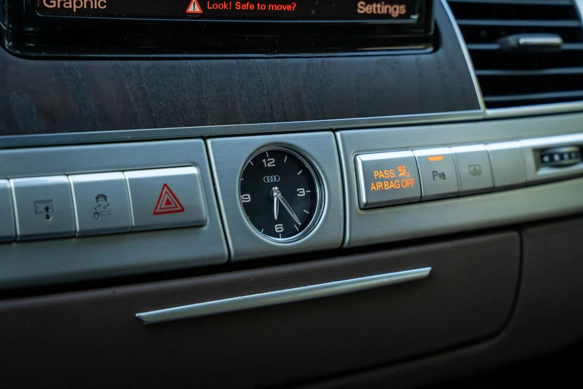 Used 2014 Audi A8 L 4.0T AWD/4WD image 22