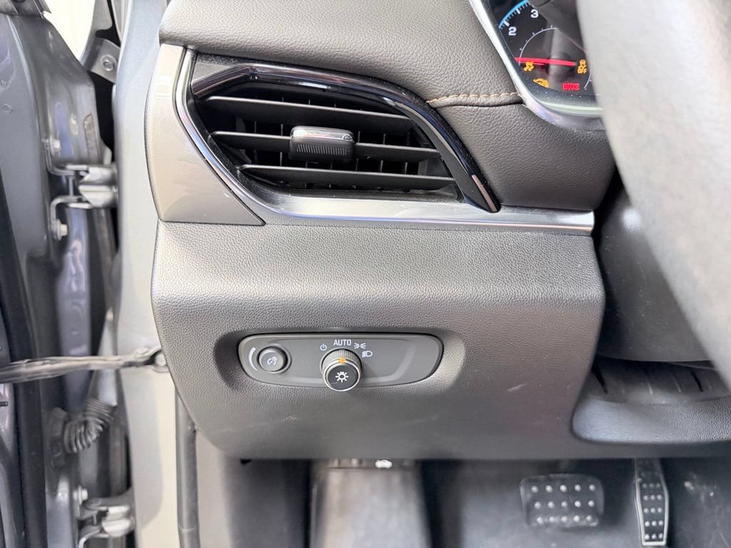 Used 2019 Chevrolet Traverse LS FWD image 38