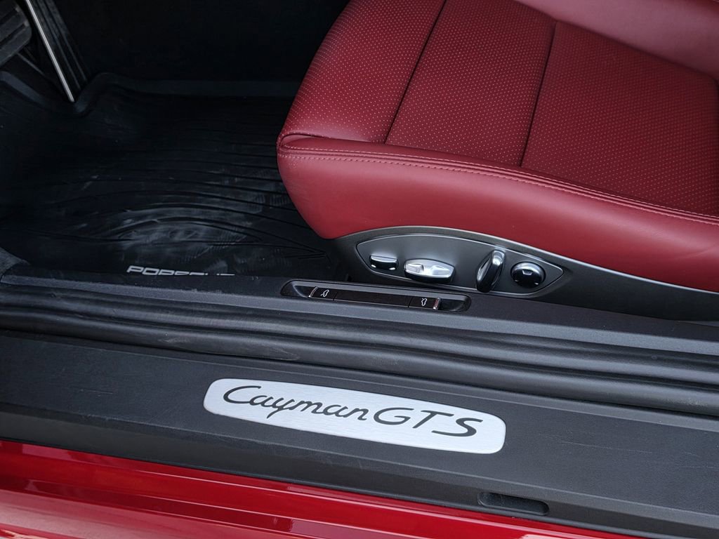 Certified 2025 Porsche 718 Cayman GTS image 17