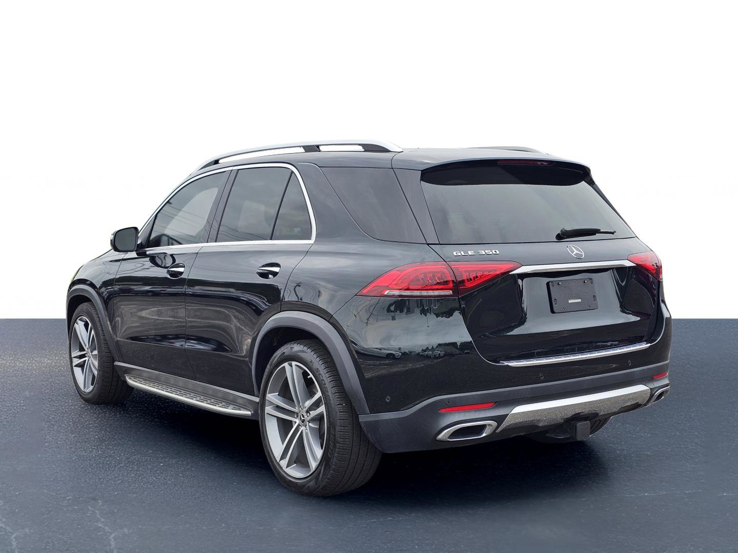 Used 2021 Mercedes-Benz GLE 350 w/ Premium Package image 12