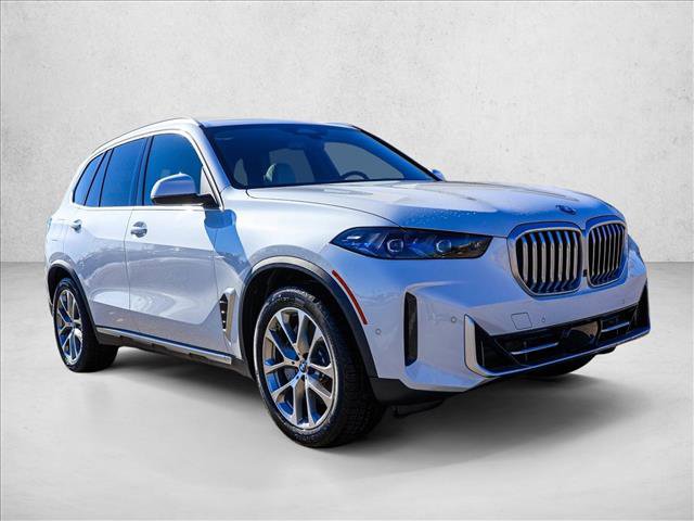 New 2026 BMW X5 xDrive50e w/ Executive Package image 3
