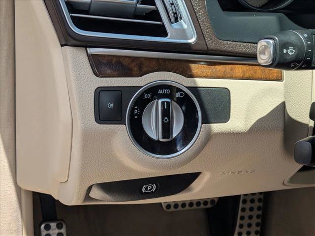 Used 2017 Mercedes-Benz E 400 Coupe image 10