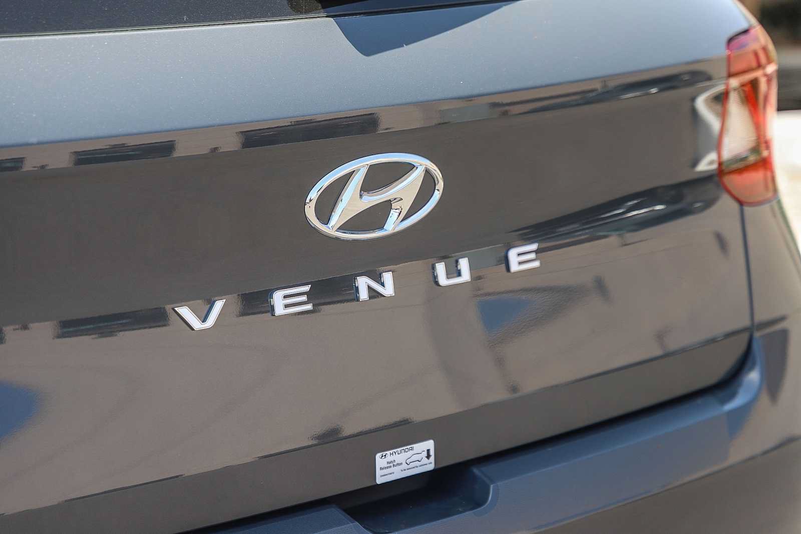 New 2026 Hyundai Venue SEL FWD image 12