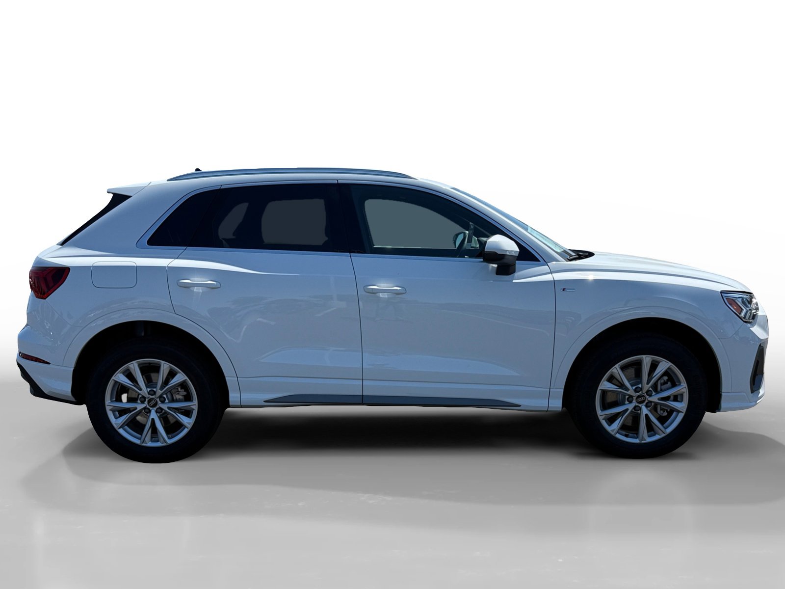New 2025 Audi Q3 2.0T Premium image 6