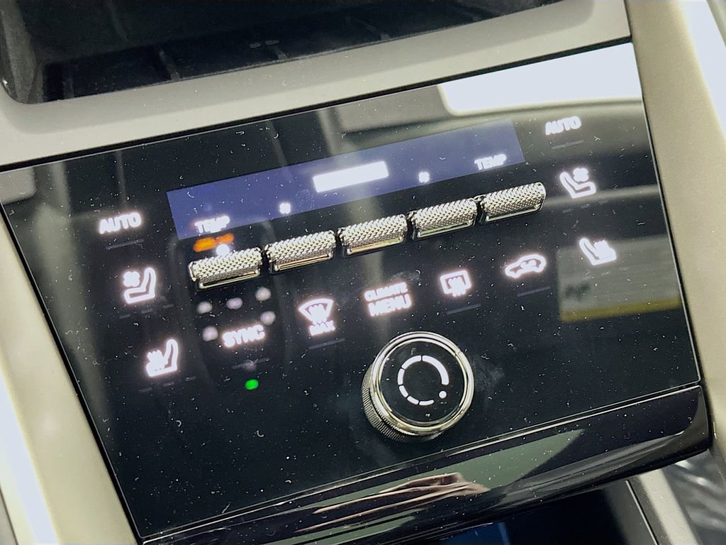 New 2025 Porsche Macan Turbo Electric image 23