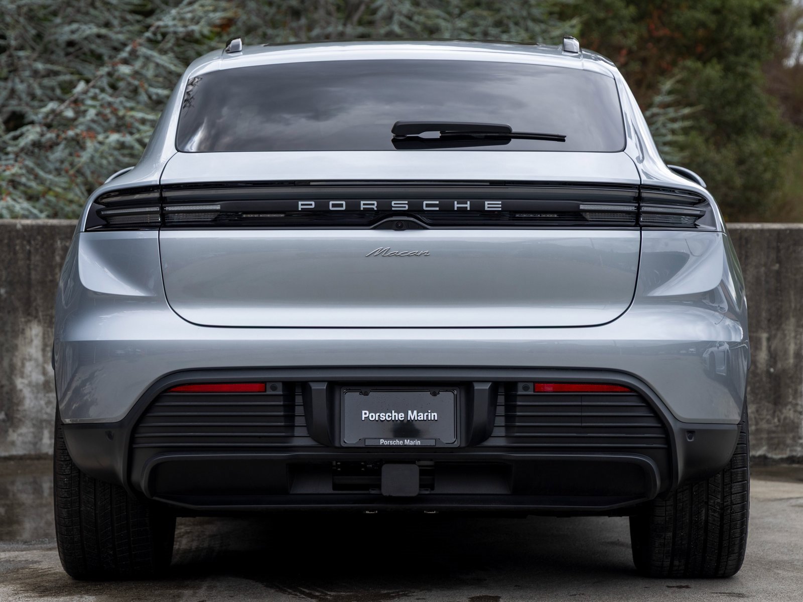 New 2025 Porsche Macan Electric image 10