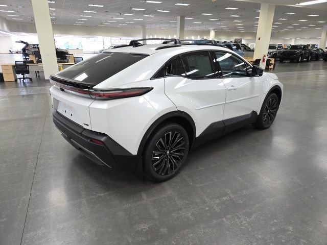 New 2026 Toyota C-HR AWD/4WD image 5