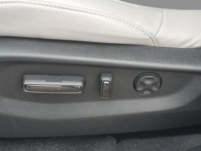 Used 2021 Honda CR-V Touring image 18