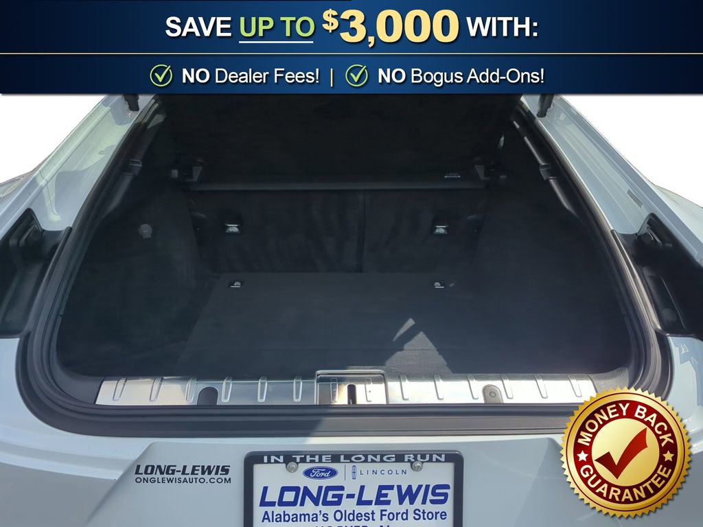 Used 2022 Porsche Panamera 4 AWD/4WD image 23