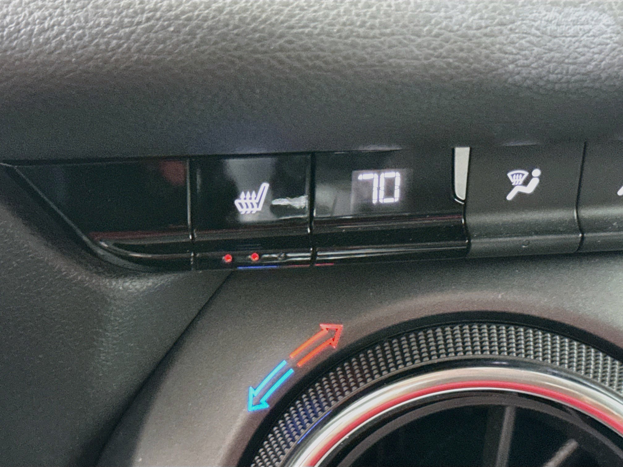 Used 2021 Chevrolet Blazer LT FWD image 19