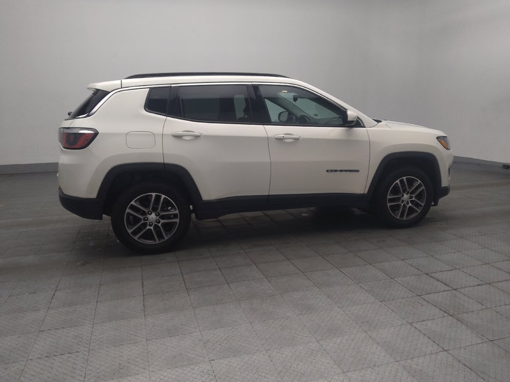 Used 2017 Jeep Compass Latitude w/ Cold Weather Group AWD/4WD image 10