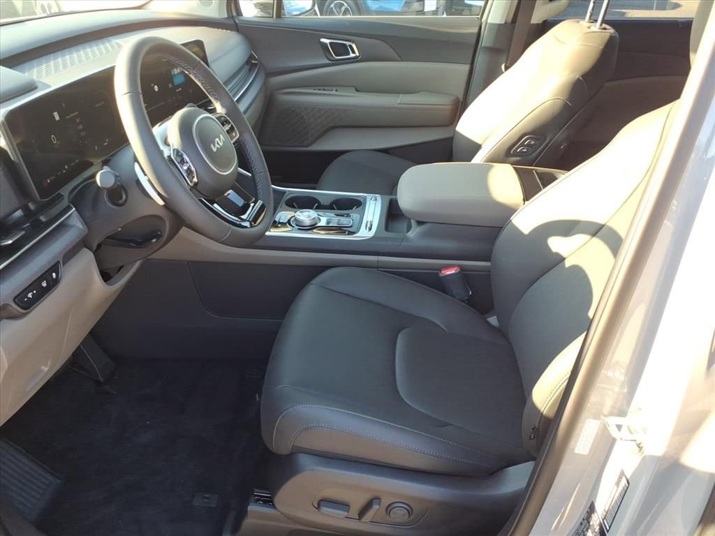 New 2026 Kia Carnival SX image 10