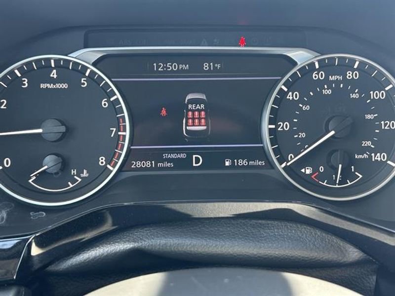 Used 2025 Nissan Pathfinder SV image 17