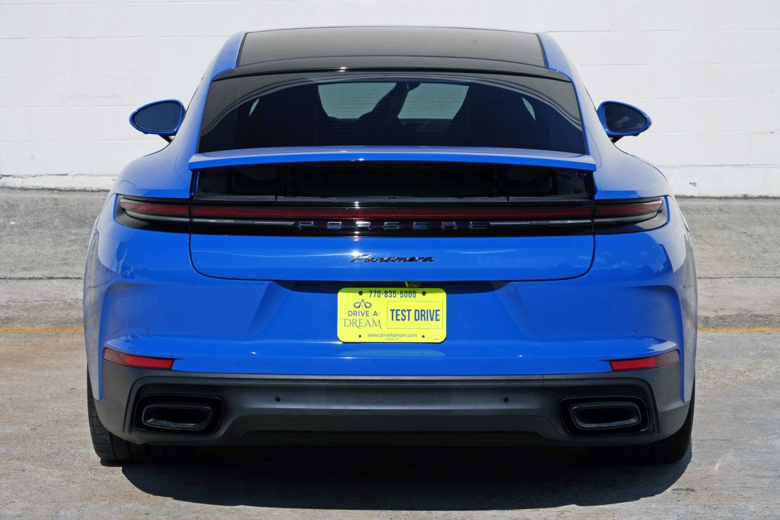 Used 2025 Porsche Panamera w/ Premium Package RWD image 53